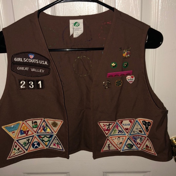 SMALL BROWNIE GIRL SCOUT VEST